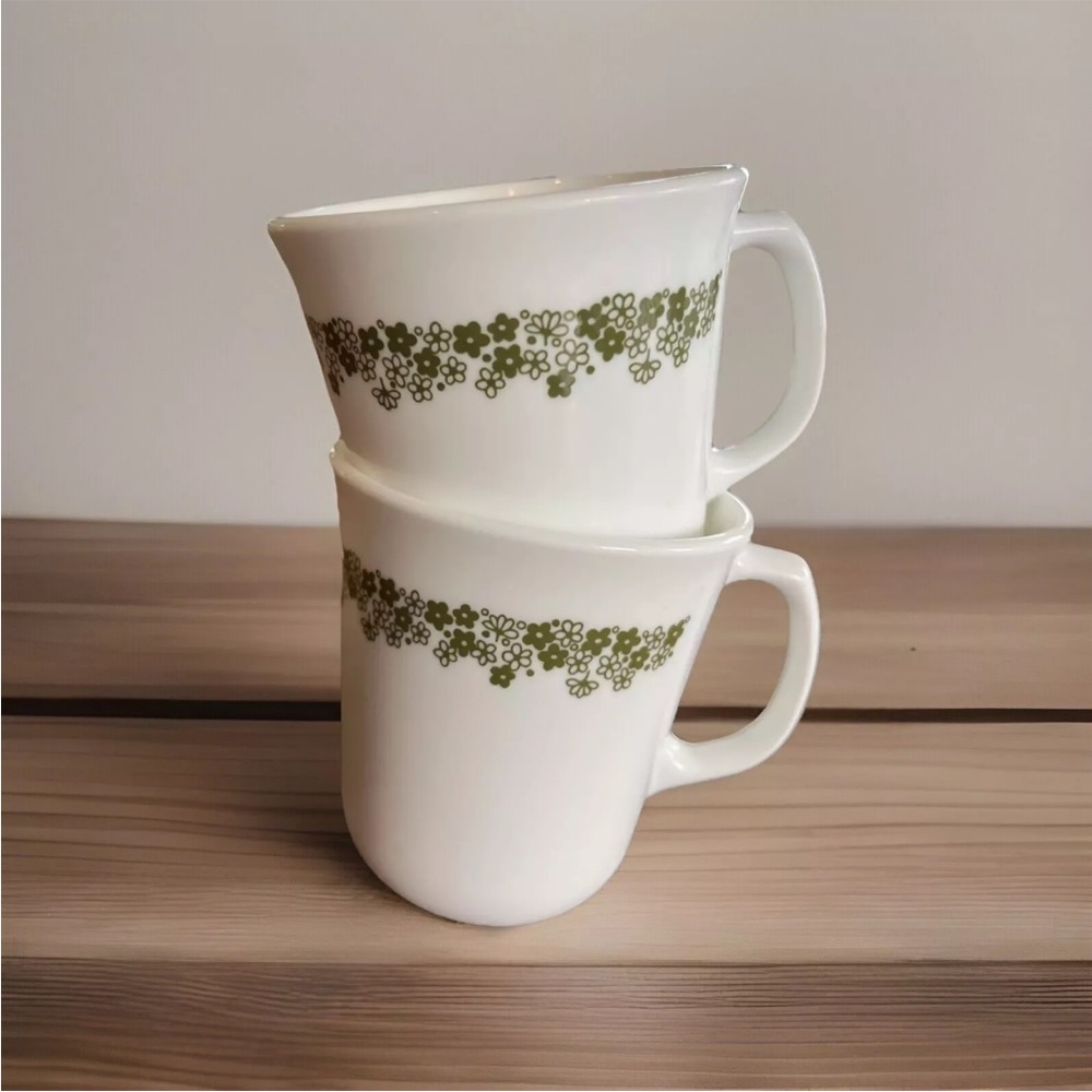 2 Corelle Corning Ware Spring Blossom Coffee Mugs Green Flowers Crazy Daisy 8oz